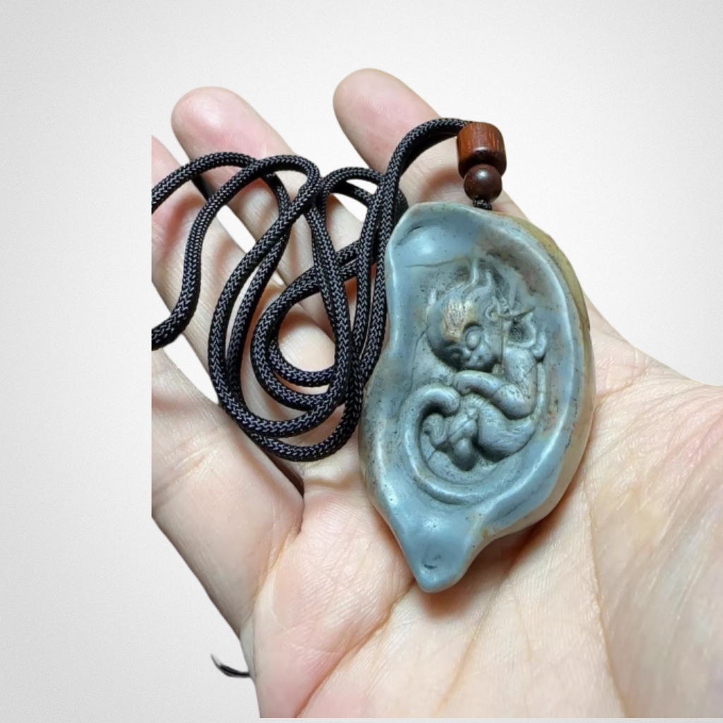 Monkey descending to the world of Gobi original stone carving play handles pendant