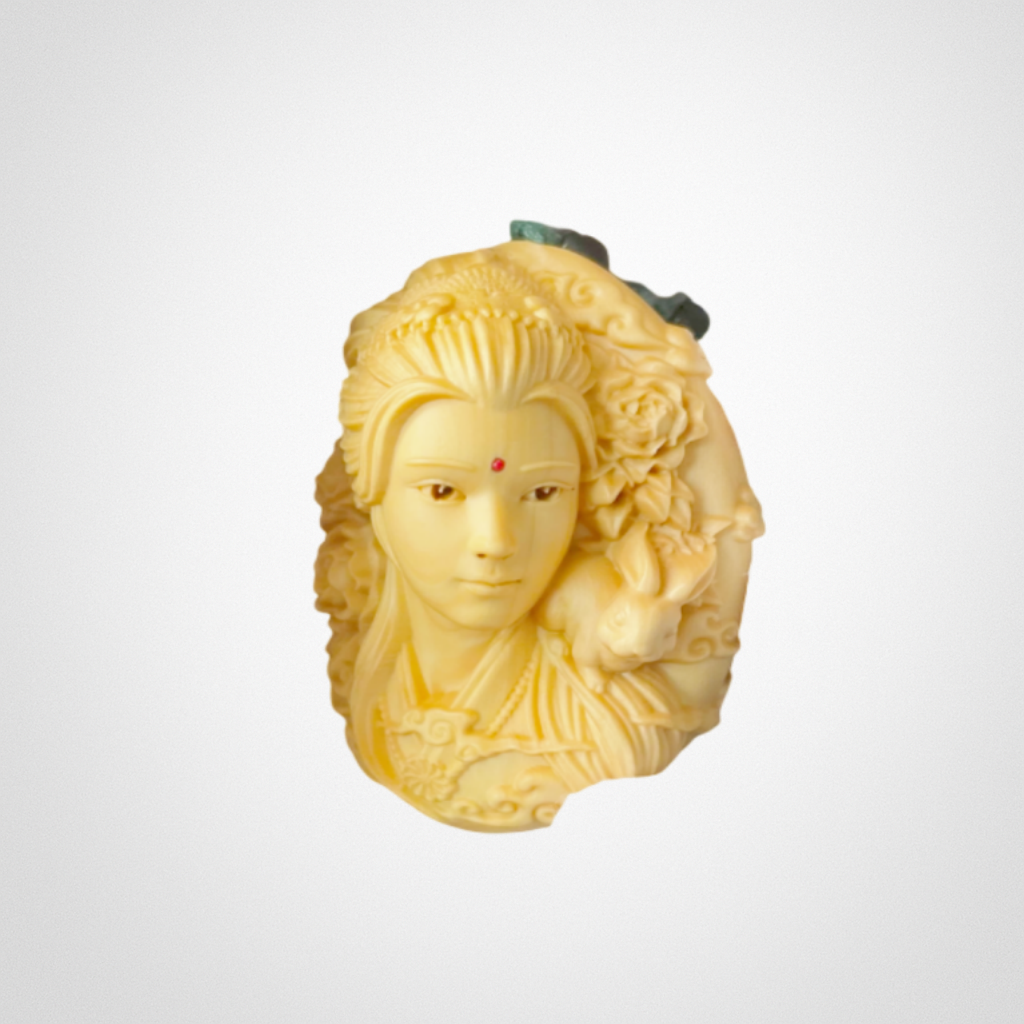 Limited Edition Original Work: “Moon Palace Fairy” Chang'e Boxwood Carving Handheld Ornament & Car Accessory