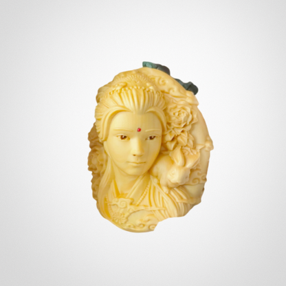 Limited Edition Original Work: “Moon Palace Fairy” Chang'e Boxwood Carving Handheld Ornament & Car Accessory